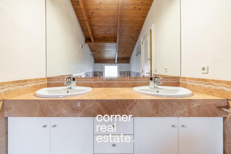 Foto 5233c710-dda1-4be2-8e31-d35fed6723b0. Casa adosada increíble chalet adosado en parc central en Sant Cugat del Vallès