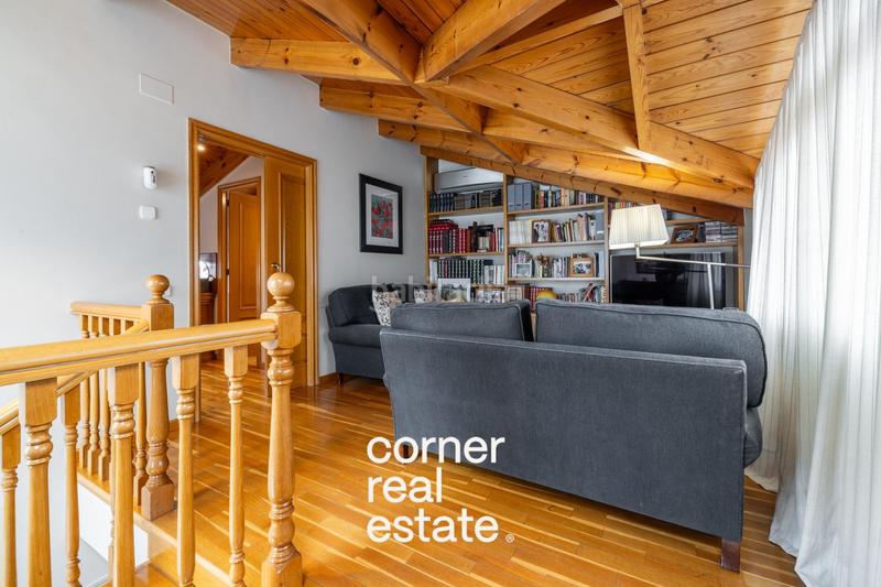 Foto 99d4d369-97ba-4203-9665-a1be12dff935. Casa adosada increíble chalet adosado en parc central en Sant Cugat del Vallès