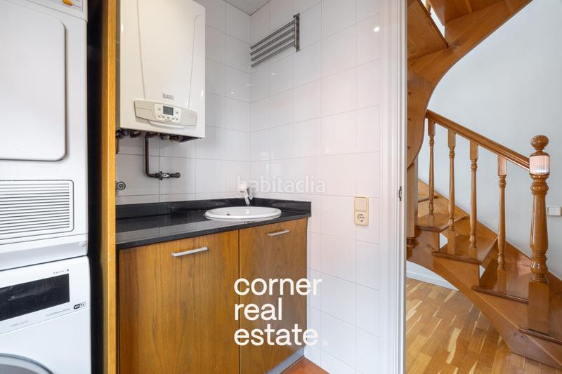 Foto a8f3ee74-e252-4459-b2fc-9733853e6c4f. Casa adosada increíble chalet adosado en parc central en Sant Cugat del Vallès