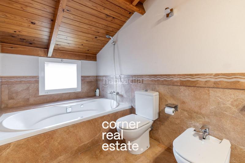 Foto ba8e1a74-8018-4bc8-a561-c3233306b2a9. Casa adosada increíble chalet adosado en parc central en Sant Cugat del Vallès