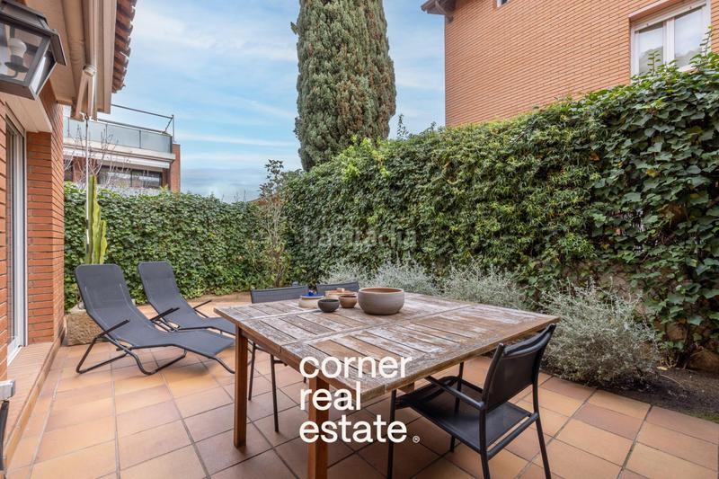 Foto bcd6fe73-e77f-4980-802e-5432f9756b11. Casa adosada increíble chalet adosado en parc central en Sant Cugat del Vallès