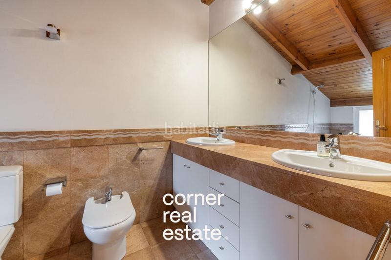 Foto d6a8a38d-4c05-4aec-a754-e0190be80868. Casa adosada increíble chalet adosado en parc central en Sant Cugat del Vallès