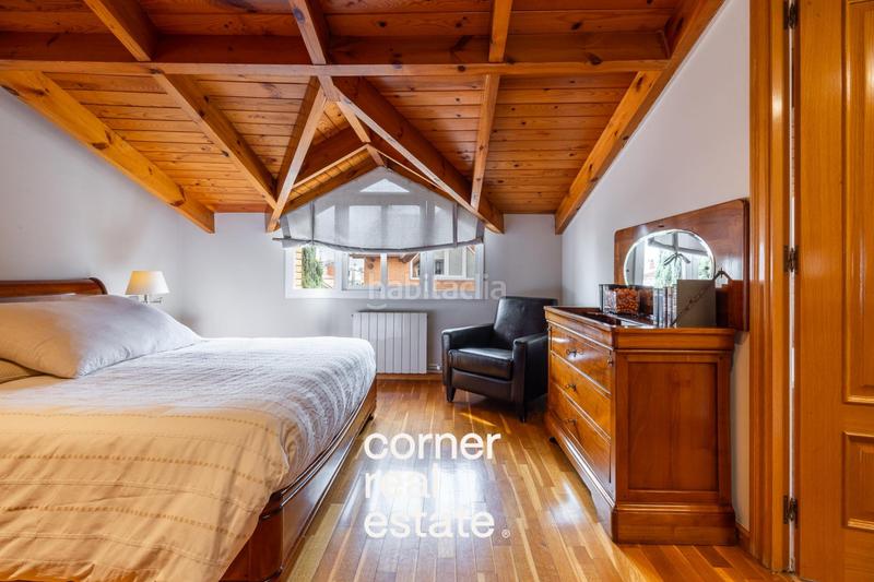 Foto e647acf5-4a62-46a6-b648-670db1efb791. Casa adosada increíble chalet adosado en parc central en Sant Cugat del Vallès