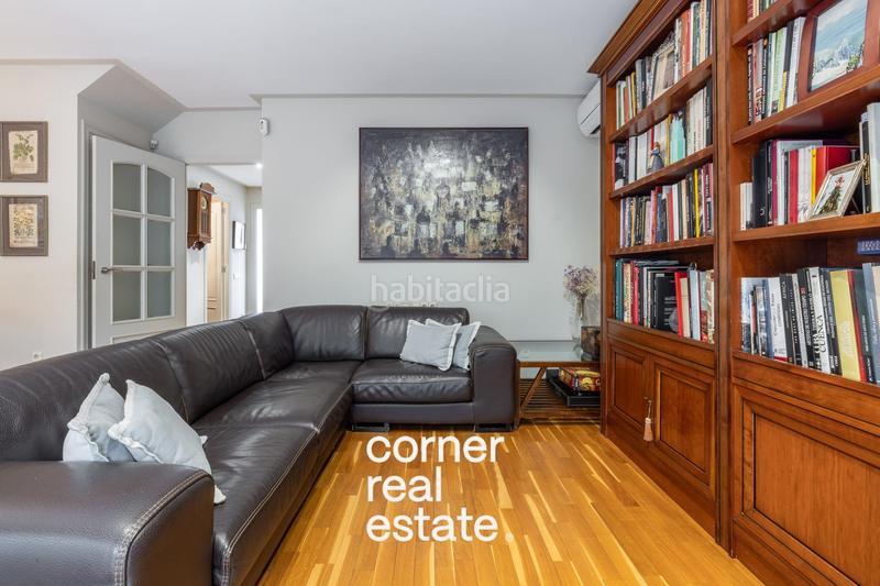 Foto fd2da4f0-1394-417f-8fa1-35ec4924cd24. Casa adosada increíble chalet adosado en parc central en Sant Cugat del Vallès