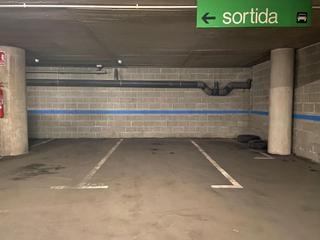 Aparcament cotxe a Torreblanca. Parking en torreblanca