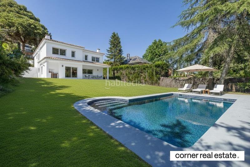 Foto 1fbf2355-dc71-43b7-86b9-7ec6ef1ee539. Maison avec chauffage parking piscine dans Bellaterra