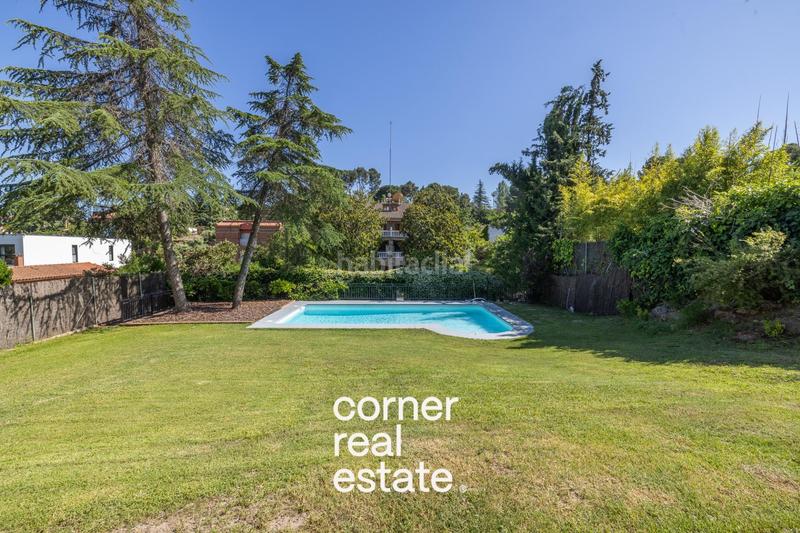 Foto 42b8e752-0103-4f2a-b970-5289eb39287f. Maison avec chauffage parking piscine dans Bellaterra