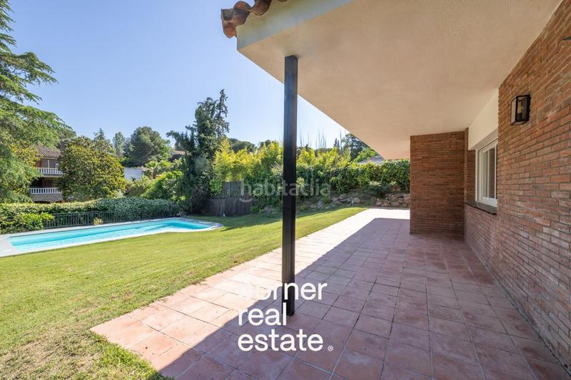 Foto aedaa013-ad32-47e3-a911-2610ebb803e5. Maison avec chauffage parking piscine dans Bellaterra