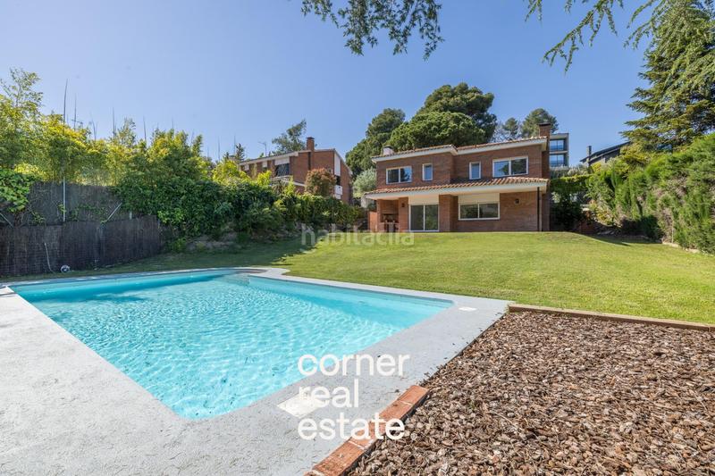 Foto b0c4d8e0-8426-45d7-a591-2bf39a95cdd2. Maison avec chauffage parking piscine dans Bellaterra