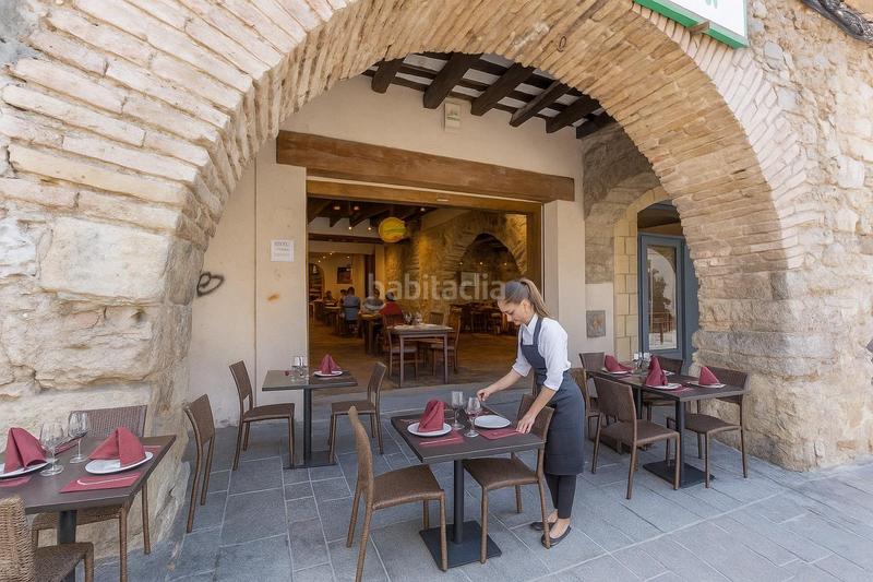 Foto 3b8d1f45-5b13-4d6d-9e24-8c9df54d928c. Alquiler local comercial espectacular local en pleno centro de sant cugat en Sant Cugat del Vallès