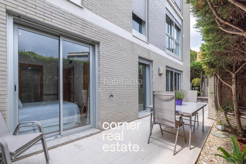 Foto d5dd028d-98ce-448b-9e8a-4343d9c1933d. Planta baja  con gran terraza en Turó de Can Mates Sant Cugat del Vallès