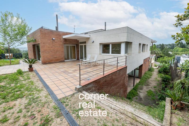 Foto 17801db9-c569-4467-a489-8d962bcde12e. Chalet villa exclusiva en monmany en Valldoreix Sant Cugat del Vallès