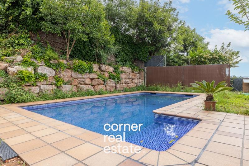 Foto b91f4c88-a946-406b-9c87-7ae7de8dcefb. Chalet villa exclusiva en monmany en Valldoreix Sant Cugat del Vallès