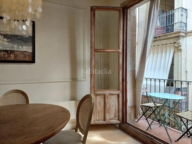 Foto 0a7fd049-cd90-44b2-ad35-538481b50fd6. Piso  en venta en calle davinyó en Gòtic Barcelona