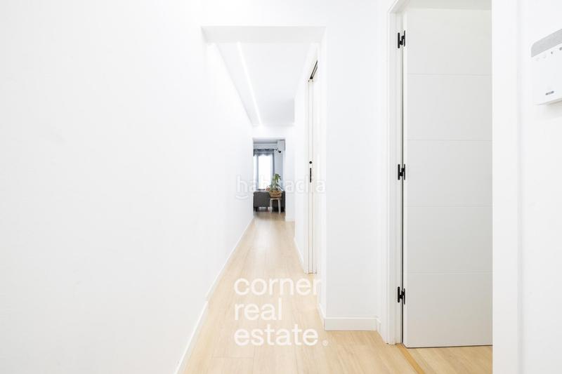 Foto f038b353-baac-4bfa-a92e-8d773f706ba3. Piso espectacular piso de dos dormitorios con balcón y terraza en Barcelona