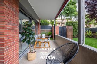 Planta baja en Sant Francesc. Oportunidad en sant cugat bajo con piscina y terraza privada