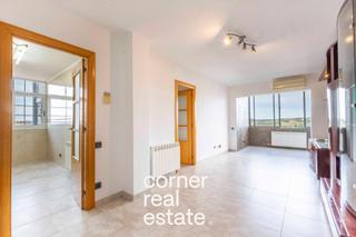 Dachwohnung in La Serreta. Ático en rubí  la serreta luminosidad y vistas privilegiadas a m