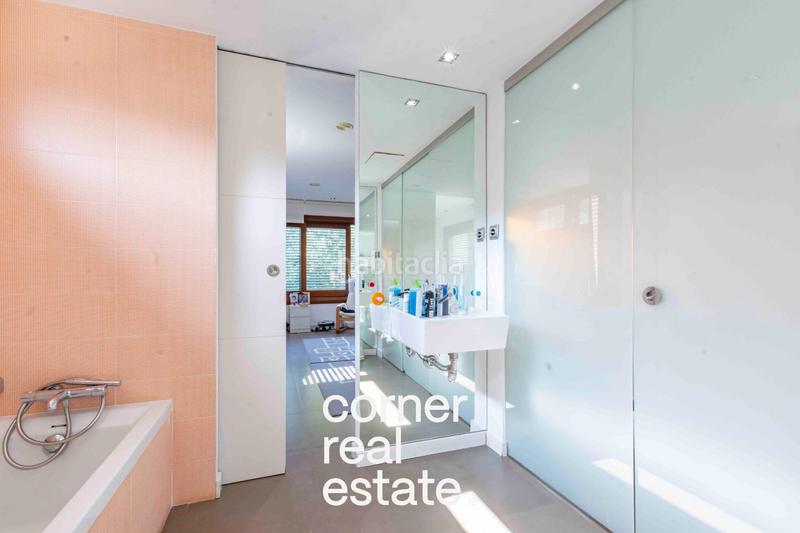 Foto dd644925-5051-4748-b38e-3a17d2a8877e. Maison avec chauffage parking piscine dans Golf-Can Trabal Sant Cugat del Vallès