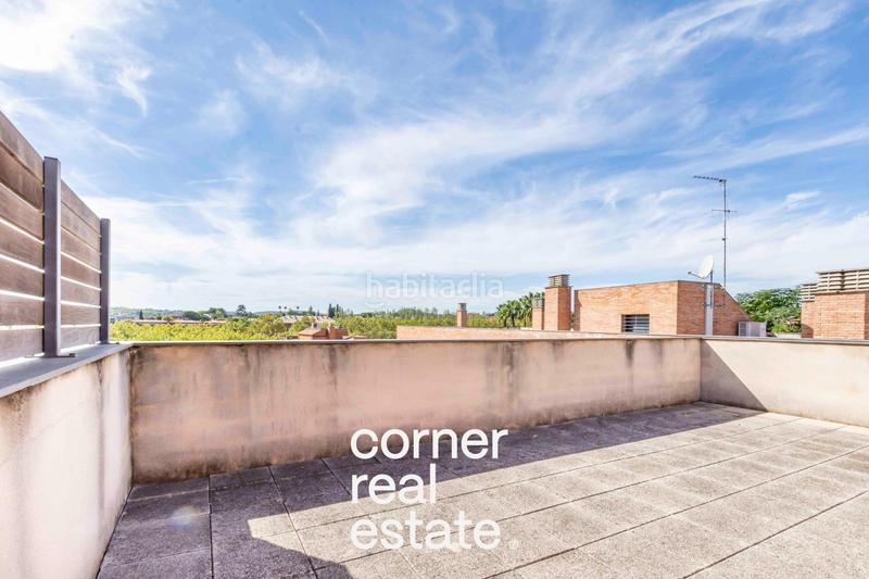 Foto 002e8ee5-bfb3-48af-a001-090bf5a9ed28. Rent penthouse with heating parking pool in Parc Central Sant Cugat del Vallès