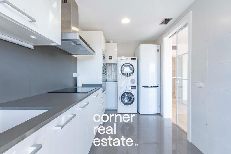 Foto 0fe5c2d0-6e40-4596-95bf-8ee99304c248. Rent penthouse with heating parking pool in Parc Central Sant Cugat del Vallès