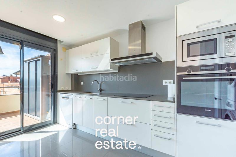 Foto b85466c3-a47f-48d9-9964-632d7983737c. Rent penthouse with heating parking pool in Parc Central Sant Cugat del Vallès