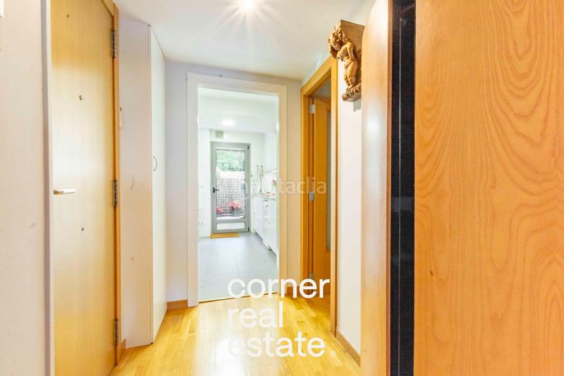 Foto 9afa92cb-ded2-4337-9a45-90cce283750c. Planta baixa amb calefacció aparcament piscina a Sant Cugat del Vallès