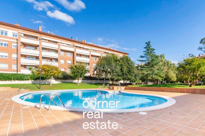 Foto ab9de3ea-f043-4150-87bd-9f95bae449dc. Rez-de-chaussée avec chauffage parking piscine dans Sant Cugat del Vallès