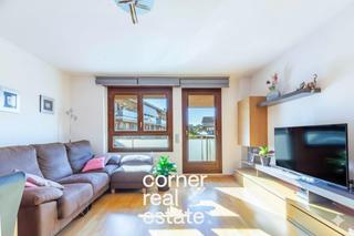 Appartement  Josep valls. Piso amplio y luminoso con piscina, parking y trastero en sant c