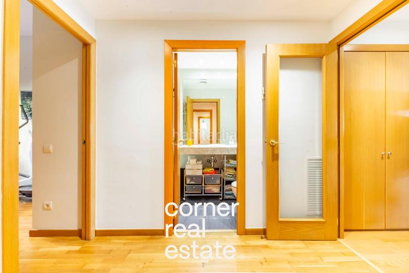 Foto 2fe0d0a4-f41b-452b-a13f-b7fc98d724f8. Planta baixa amb calefacció aparcament piscina a Sant Cugat del Vallès