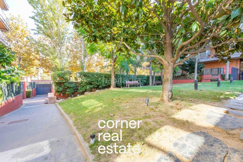 Foto 985eda54-6d8c-4eb5-a21e-aa174e4681b7. Planta baixa amb calefacció aparcament piscina a Sant Cugat del Vallès