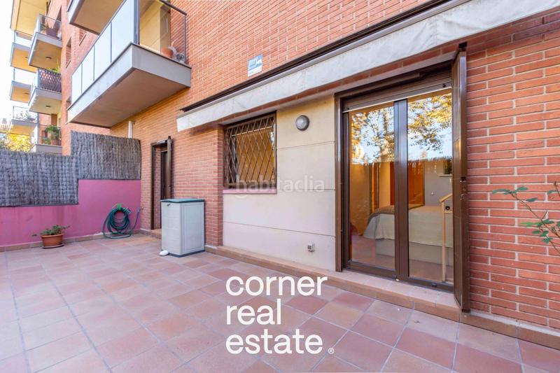 Foto ab1a9a2f-a25e-4659-80df-fe0b3c9bfdac. Planta baixa amb calefacció aparcament piscina a Sant Cugat del Vallès