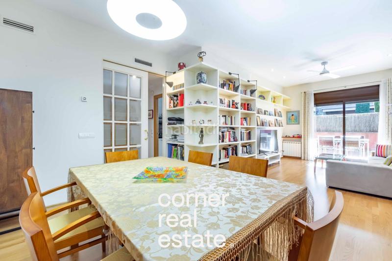 Foto e3da7943-746a-462a-89b0-fd92bf9c55fe. Planta baixa amb calefacció aparcament piscina a Sant Cugat del Vallès