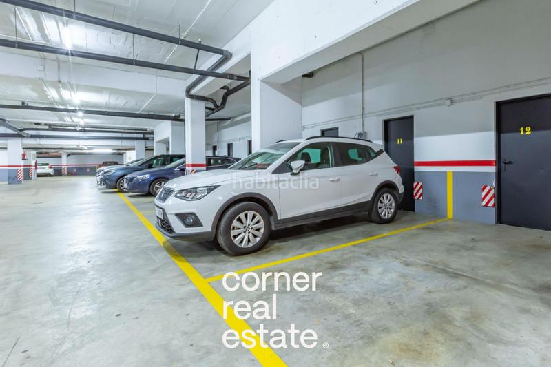 Foto e8616c30-a760-4040-8643-501d6896fa8e. Planta baixa amb calefacció aparcament piscina a Sant Cugat del Vallès