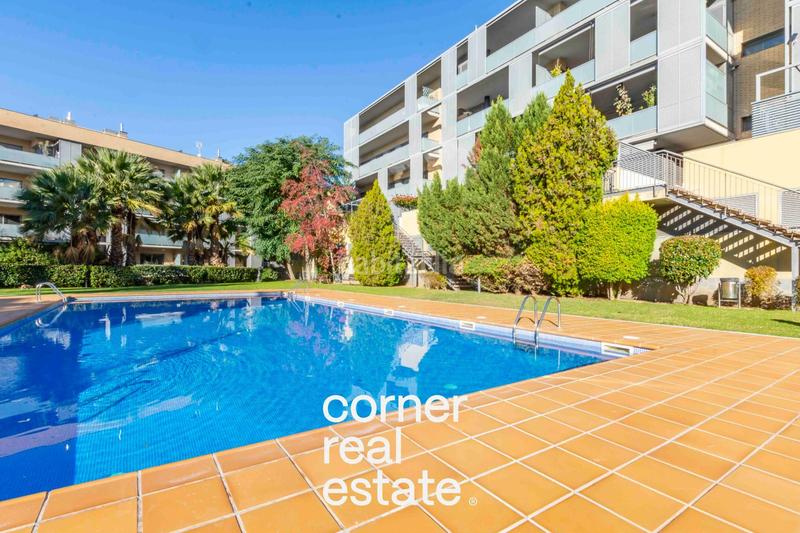 Foto 09b058c7-2741-45ff-a47c-cd00f22fcd71. Pis amb calefacció aparcament piscina a Turó de Can Mates Sant Cugat del Vallès