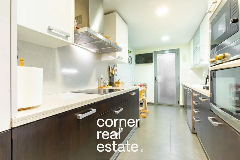 Foto 1abeda1a-fe93-4d1e-b92c-d61640953e8a. Pis amb calefacció aparcament piscina a Turó de Can Mates Sant Cugat del Vallès