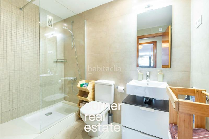 Foto d55e908f-fc0b-44b9-b9bd-e47c747c9fd5. Pis amb calefacció aparcament piscina a Turó de Can Mates Sant Cugat del Vallès