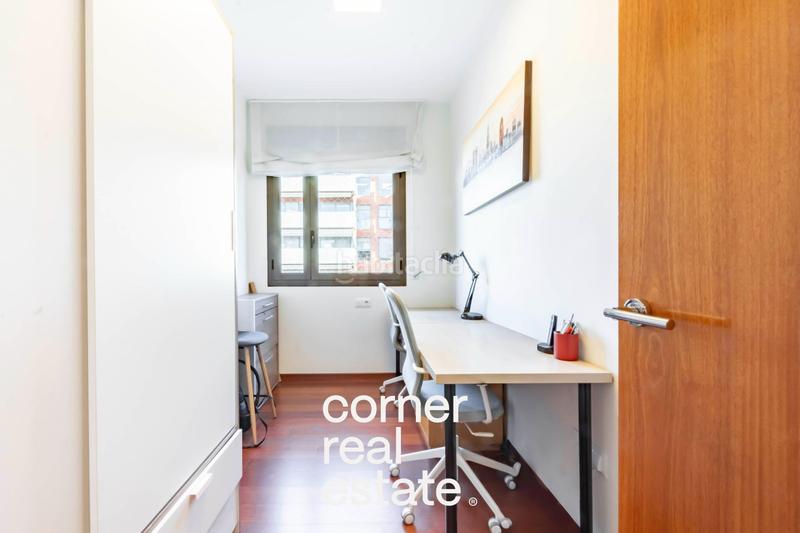 Foto e05c2552-fe4b-4ca1-ab08-2b8a82f78b1b. Pis amb calefacció aparcament piscina a Turó de Can Mates Sant Cugat del Vallès