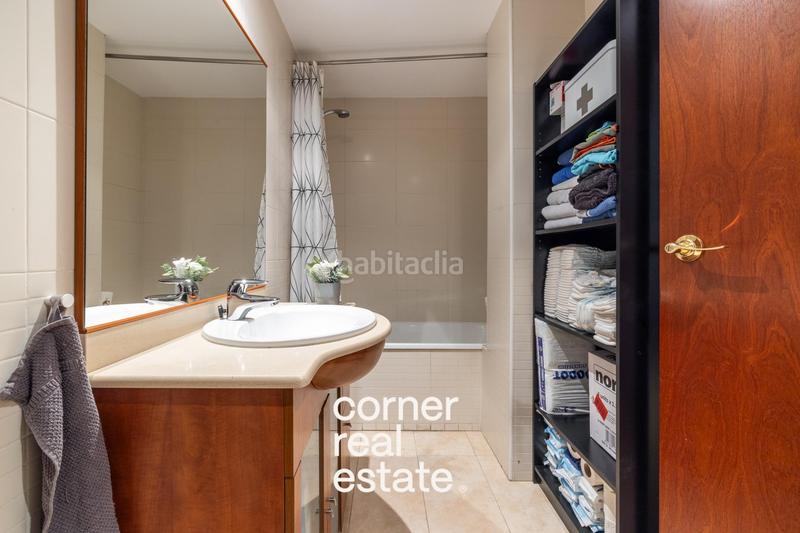 Foto 6df9a843-30c3-4808-a230-2532c4d08c16. Ground floor with heating parking in Sant Ramón Cerdanyola del Vallès