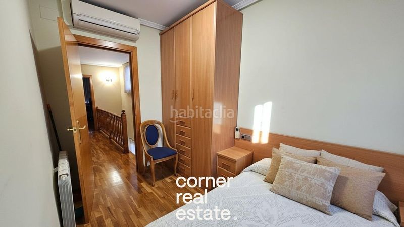 Foto a7ac6dd1-907b-464b-bc0a-e81e87de828e. Casa adossada amb calefacció aparcament piscina a Masquefa