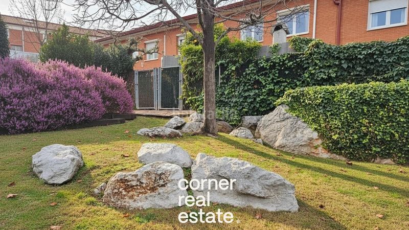Foto ba30d6ed-a66f-480f-967a-32e74a2a58fb. Casa adossada amb calefacció aparcament piscina a Masquefa