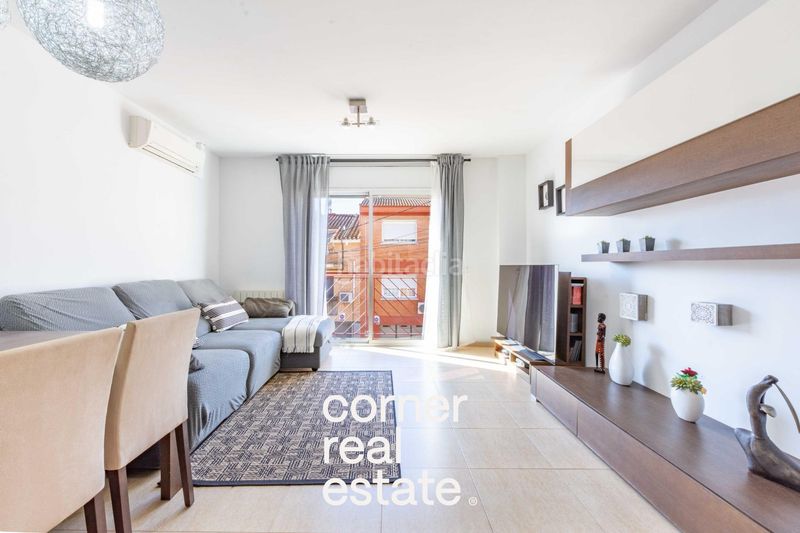 Foto 4a5682a3-b47c-405b-9a58-953f65f5accf. Ático  dúplex luminoso con terrazas y piscina en can oriol can rosés, en Rubí