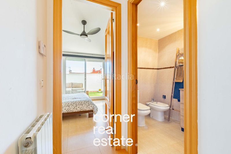 Foto 4c2efde8-717e-447f-bbc2-a55c3f4c4884. Ático  dúplex luminoso con terrazas y piscina en can oriol can rosés, en Rubí