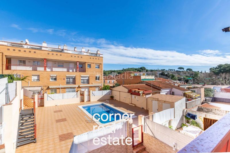 Foto e38bc55a-db19-4ab7-a32a-391e28c582f8. Ático  dúplex luminoso con terrazas y piscina en can oriol can rosés, en Rubí