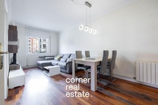 Flat  Carrer rossello. Amplio piso en venta junto a sagrada familia  100 m2