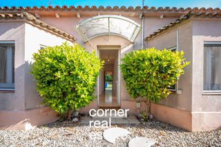 House  Andalusia. Vivienda a cuatro vientos en mirasol