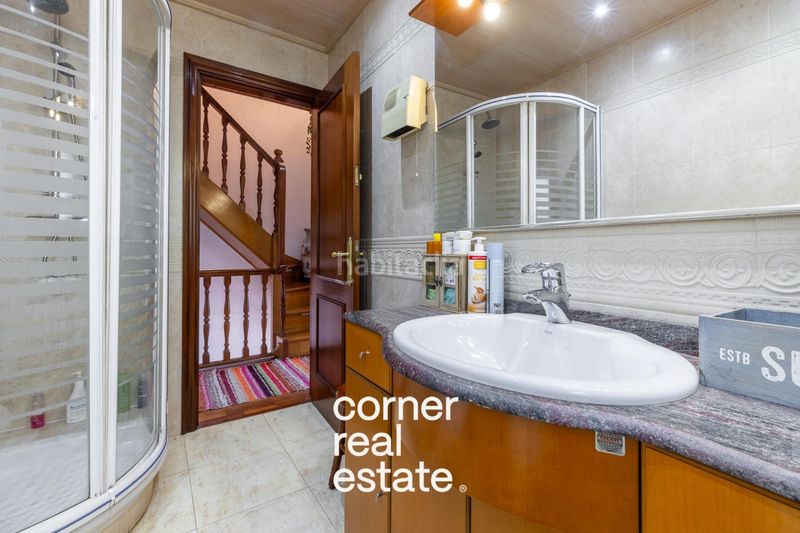 Foto 552028a8-2369-4790-8cdd-eb0a453e0abc. Casa adossada amb calefacció aparcament a Can Clos-Pinetons Ripollet