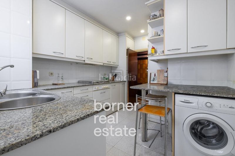 Foto a9b820b5-30c9-4c6e-8dd3-2eb752bbbbe0. Pis amb calefacció a Barri de les Corts Barcelona