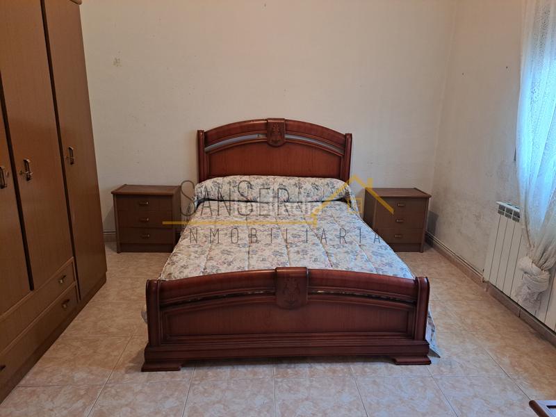 Masia a Pantoja. Casa de pueblo con 4 dormitorios de venta en pantoja