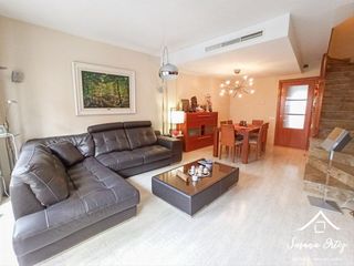 Maison dans Hostalets de Pierola (Els). Casa venta hostalets de pierola