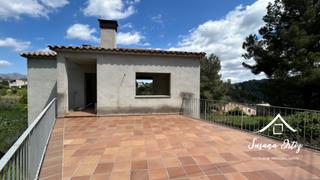 Chalet in Piera. Casa en venta piera